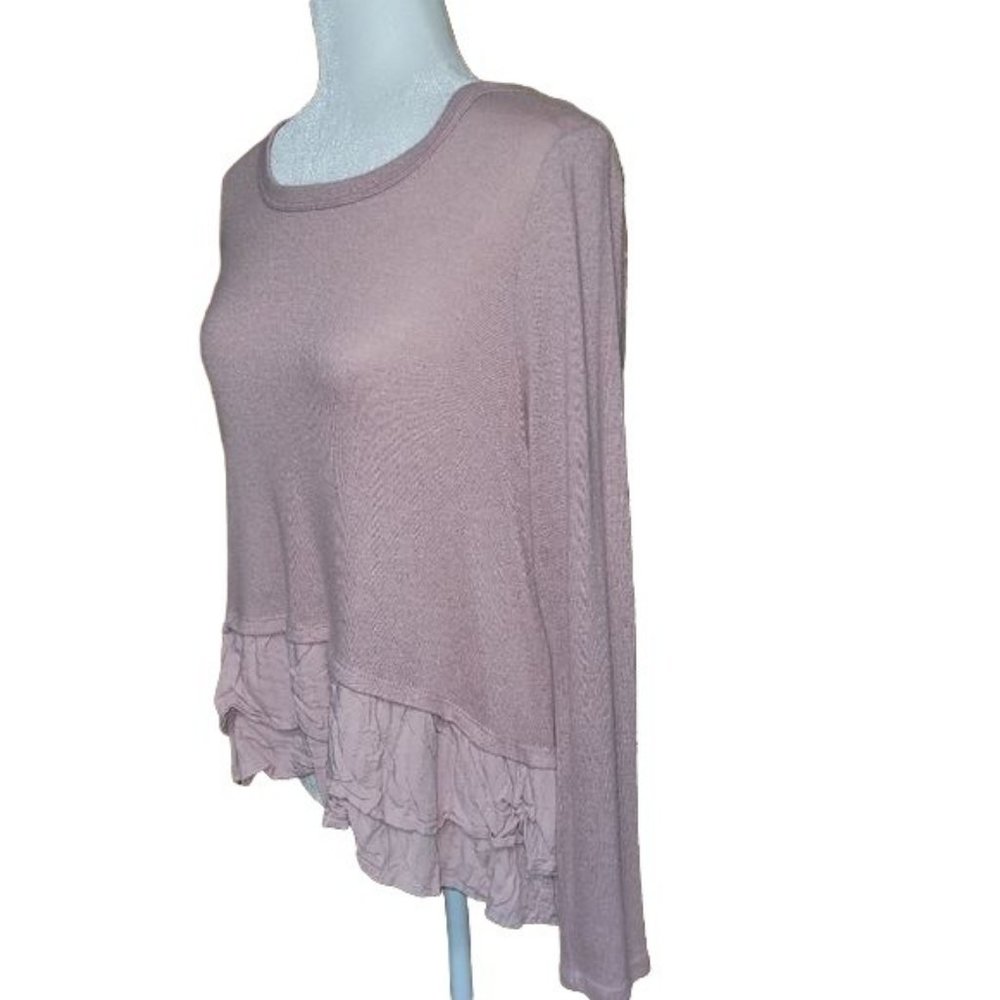Le Lis Women's Sz Small Pretty Pink Ruffled Top Made in the USA - Picture 2 of 5